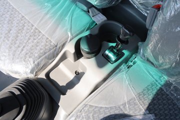 ���� ��ʮ��700P 189���� 4X2 6.688���Ű���ʽ�ػ���ͼƬ