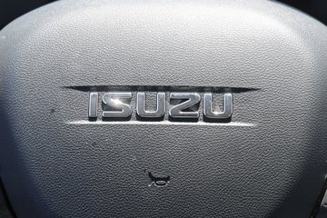 ���� ��ʮ��700P 189���� 4X2 6.688���Ű���ʽ�ػ���ͼƬ