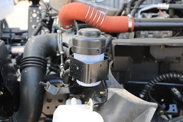 ���� ��ʮ��700P 189���� 4X2 6.688���Ű���ʽ�ػ���ͼƬ