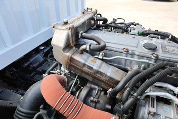 ���� ��ʮ��700P 189���� 4X2 6.688���Ű���ʽ�ػ���ͼƬ