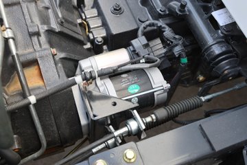 ���� ��ʮ��700P 189���� 4X2 6.688���Ű���ʽ�ػ���ͼƬ