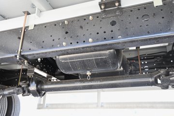 ���� ��ʮ��700P 189���� 4X2 6.688���Ű���ʽ�ػ���ͼƬ