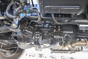 ���� ��ʮ��700P 189���� 4X2 6.688���Ű���ʽ�ػ���ͼƬ