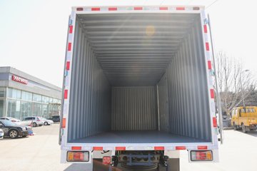 ���� ��ʮ��700P 189���� 4X2 6.688���Ű���ʽ�ػ���ͼƬ