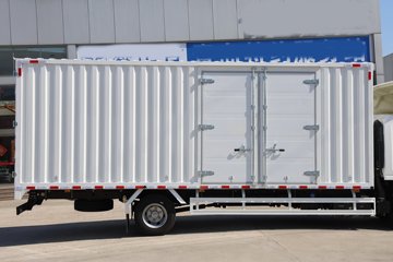 ���� ��ʮ��700P 189���� 4X2 6.688���Ű���ʽ�ػ���ͼƬ