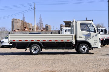  ʱ캽S1 4.5T 3.815׵Ŵ綯С63.75kwhͼƬ