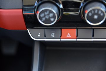  ʱ캽S1 4.5T 3.815׵Ŵ綯С63.75kwhͼƬ