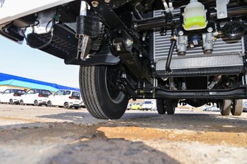 ���� �����½��� �ഺ�޵а� 146���� 3.7�׵��������ῨͼƬ