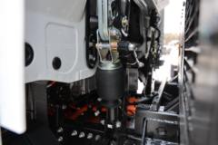欧曼 GTL星翼版 6X4 纯电动牵引车400.62kWh