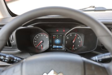 �ɵ�EF3 2024�� 4.2T 4.01�׵��Ŵ��綯����С��56.67kWhͼƬ