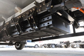 �ɵ�EF3 2024�� 4.2T 4.01�׵��Ŵ��綯����С��56.67kWhͼƬ