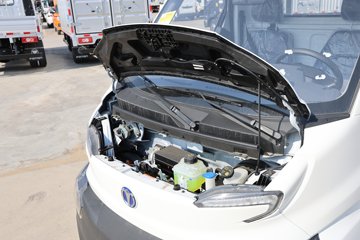 �ɵ�EQ2 ������ 3.01�׵��Ŵ��綯����΢�� ����38.4kWhͼƬ