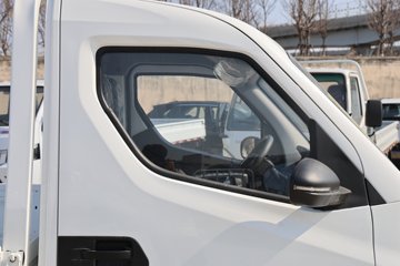 �ɵ�EQ2 ������ 3.01�׵��Ŵ��綯����΢�� ����38.4kWhͼƬ