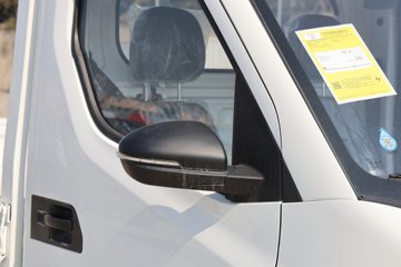 �ɵ�EQ2 ������ 3.01�׵��Ŵ��綯����΢�� ����38.4kWhͼƬ