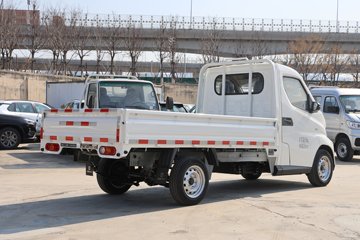 �ɵ�EQ2 ������ 3.01�׵��Ŵ��綯����΢�� ����38.4kWhͼƬ