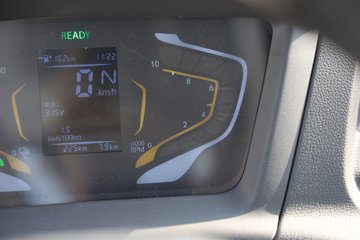 �ɵ�EQ2 ������ 3.01�׵��Ŵ��綯����΢�� ����38.4kWhͼƬ