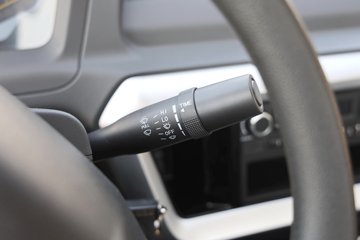 �ɵ�EQ2 ������ 3.01�׵��Ŵ��綯����΢�� ����38.4kWhͼƬ