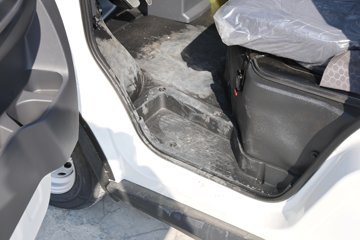 �ɵ�EQ2 ������ 3.01�׵��Ŵ��綯����΢�� ����38.4kWhͼƬ