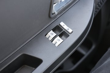 �ɵ�EQ2 ������ 3.01�׵��Ŵ��綯����΢�� ����38.4kWhͼƬ