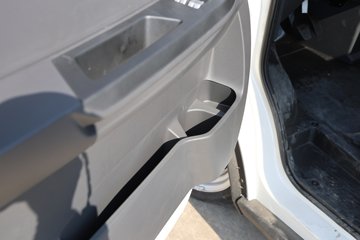 �ɵ�EQ2 ������ 3.01�׵��Ŵ��綯����΢�� ����38.4kWhͼƬ