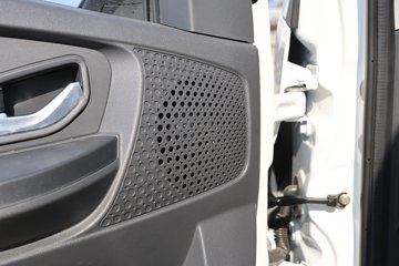 �ɵ�EQ2 ������ 3.01�׵��Ŵ��綯����΢�� ����38.4kWhͼƬ