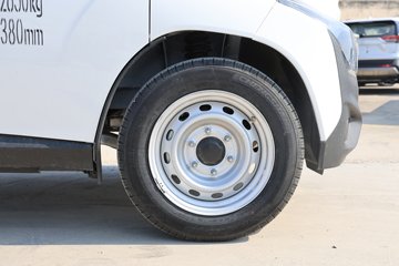 �ɵ�EQ2 ������ 3.01�׵��Ŵ��綯����΢�� ����38.4kWhͼƬ