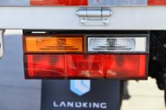 蓝擎 龙N 2.3L柴油 140马力 株齿5档 3.85米排半栏板轻卡 中体