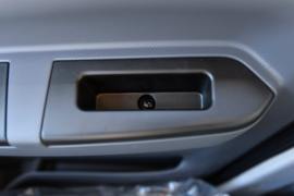 蓝擎·龙N&nbsp;载货车驾驶室                                               图片