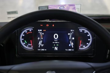 �����ǵ¿�SITRAK G7S 13L���� 540���� 4X2 AMT�Զ���ǣ����ͼƬ