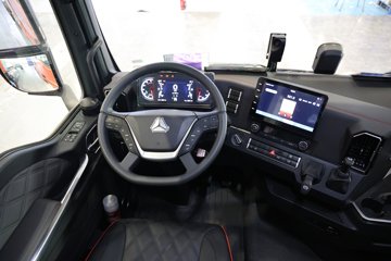 �����ǵ¿�SITRAK G7S 13L���� 540���� 4X2 AMT�Զ���ǣ����ͼƬ