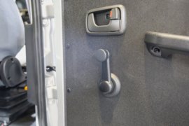 成功角马 载货车驾驶室                                               图片