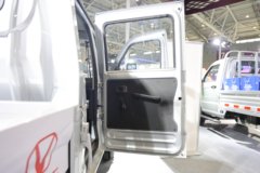 成功汽车 角马 舒适型 1.6L汽油 122马力 2.705米双排栏板微卡