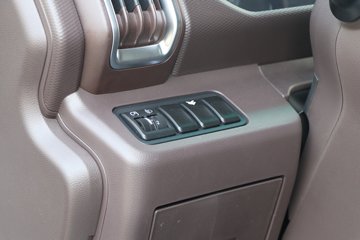 Զ�� ����H9E �ǻ۰� 4.5T 4.15�׵��Ŵ��綯��ʽ�Ῠ131.99kWhͼƬ