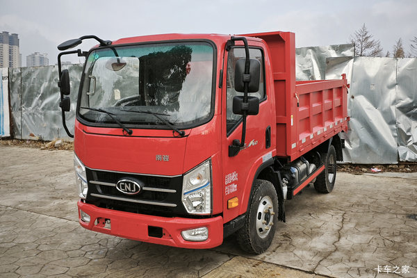 南骏汽车 瑞吉J20 2.5L柴油 160马力 4X2 万里扬8档 2.8米排半自卸车