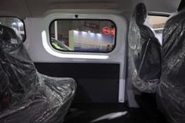 聚星&nbsp;电动封闭厢货驾驶室图片