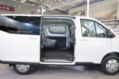 南京依维柯 聚星 2025款 3.5T 4.998米7座纯电动轻客51.5kWh