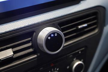 �ɹ����� ����T3E ������ Һɲ 3.825�׵��Ŵ��綯����΢�� ����50.5kWhͼƬ