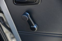 长安跨越王X1 舒适版 1.2L 汽油 91马力 2.535米双排厢式微卡(单后轮)(国六)