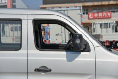 长安跨越王X1 1.6L汽油 122马力 4X2 5档 2.67米双排翼展式微卡