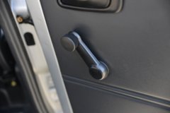 长安跨越王X1 1.6L汽油 122马力 4X2 5档 2.67米双排翼展式微卡