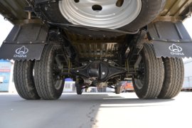 跨越王X1&nbsp;载货车底盘                                                图片