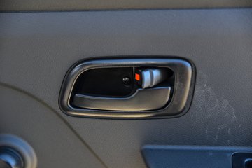 ������Խ��X1 1.2L���� 91���� 4X2 5�� 2.56�׵�����չʽ΢��ͼƬ