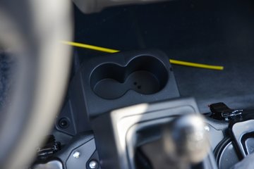 ������Խ��X1 1.2L���� 91���� 4X2 5�� 2.56�׵�����չʽ΢��ͼƬ