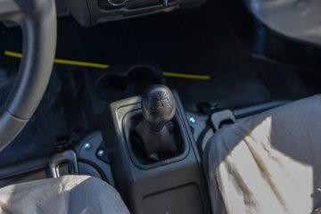 ������Խ��X1 1.2L���� 91���� 4X2 5�� 2.56�׵�����չʽ΢��ͼƬ