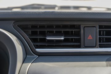 ������Խ��X1 1.2L���� 91���� 4X2 5�� 2.56�׵�����չʽ΢��ͼƬ