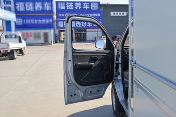 ������Խ��X1 1.2L���� 91���� 4X2 5�� 2.56�׵�����չʽ΢��ͼƬ