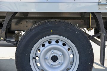 ������Խ��X1 1.2L���� 91���� 4X2 5�� 2.56�׵�����չʽ΢��ͼƬ