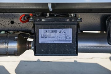 ������Խ��X1 1.2L���� 91���� 4X2 5�� 2.56�׵�����չʽ΢��ͼƬ