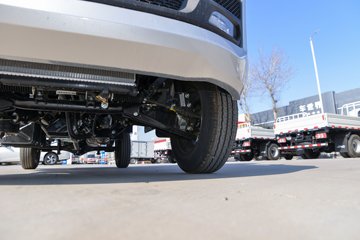 ������Խ��X1 1.2L���� 91���� 4X2 5�� 2.56�׵�����չʽ΢��ͼƬ