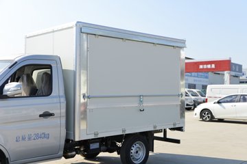 ������Խ��X1 1.2L���� 91���� 4X2 5�� 2.56�׵�����չʽ΢��ͼƬ